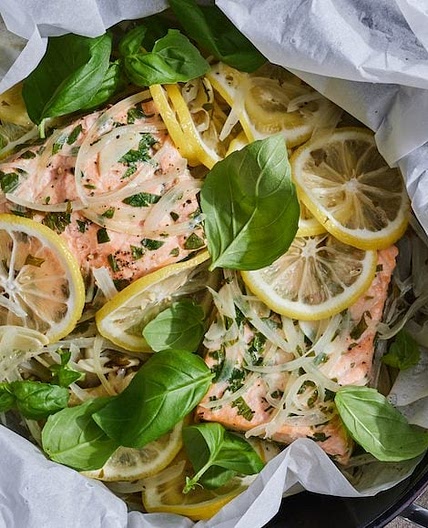 Steamed Salmon with Garlic, Herbs and Lemon