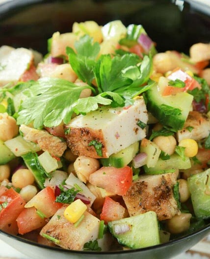 Mediterranean Chicken Chickpea Salad