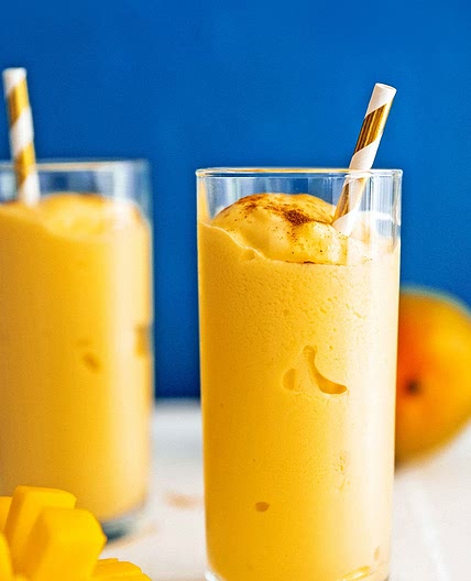 How To Make A Mango Lassi (4 Ingredients)