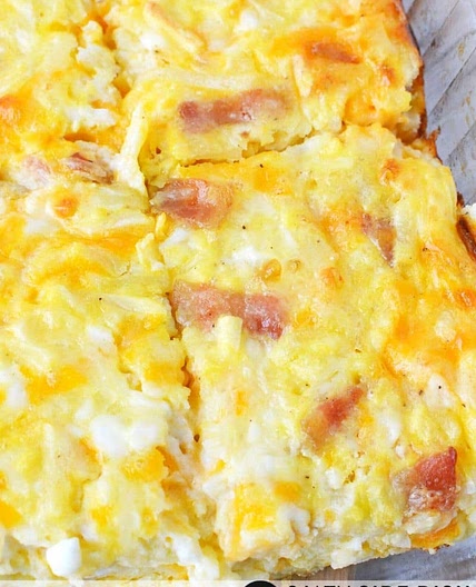 Amish Breakfast Casserole - SUPER CHEESY!