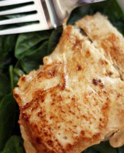 Paleo Ginger Chicken Breasts with Green Spinach - Lunch Version