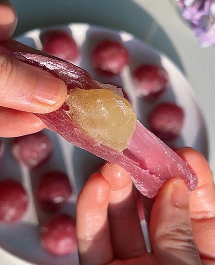 Grape Peelable Gummies Recipe (Inspired by Peelerz)