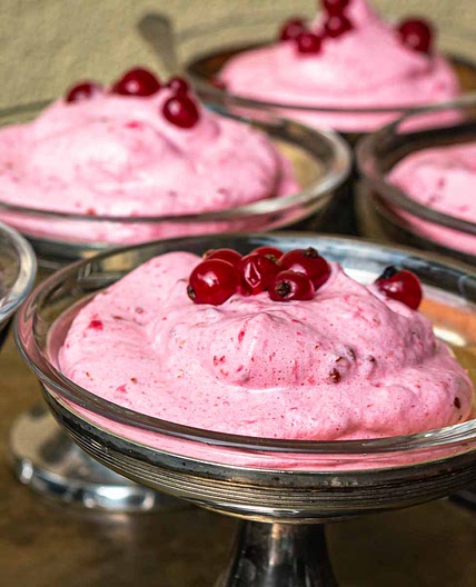 Currant Fruit Keto Fluff Dessert