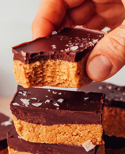 No-Bake Peanut Butter Cup Bars