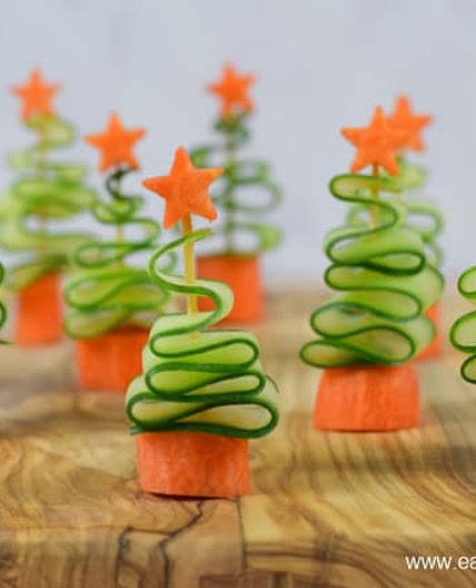 Easy Cucumber Christmas Trees