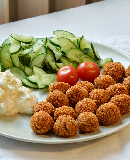 Pizza-Bällchen mit Couscous