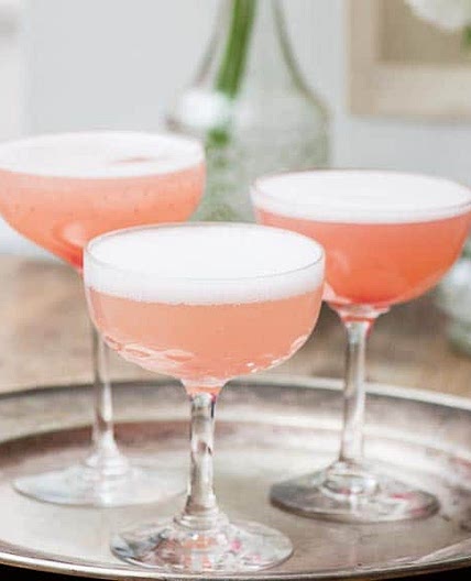 Low FODMAP Sparkling Rhubarb Cocktail
