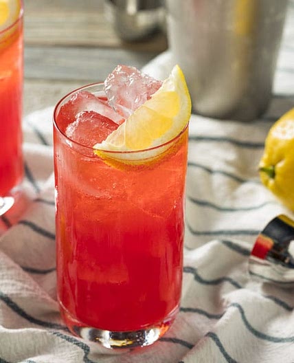 Shirley Temple - Das einfache Mocktail Rezept -Millennium Bartending