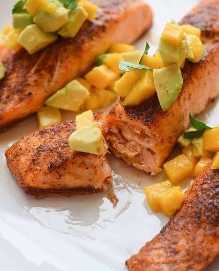 Skinny Chili Salmon with Avocado and Mango