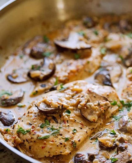 One Skillet Chicken with Garlicky Mushroom Cream Sauce