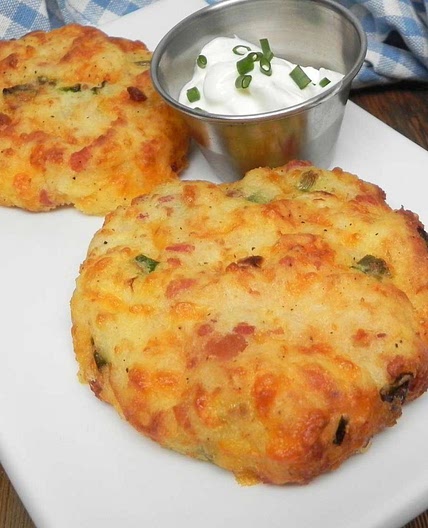 Air Fryer Loaded Mashed Potato Cakes