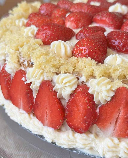 Strawberry Cake – Easy Le Fraisier