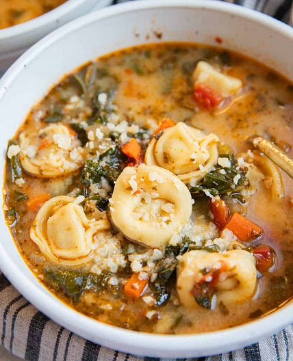 Tuscan Tortellini Soup