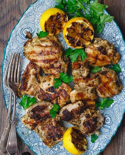 Easy Mediterranean Lemon Chicken Recipe