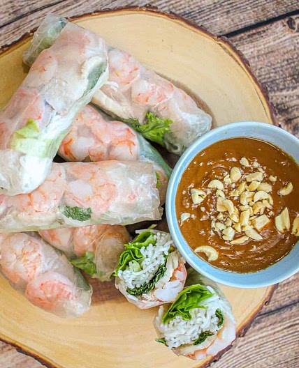 Vietnamese Pork and Shrimp Spring Rolls (Gỏi Cuốn)