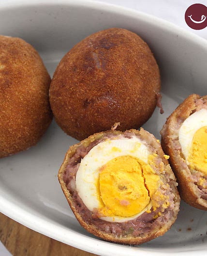 Huevos escoceses. Scotch Eggs