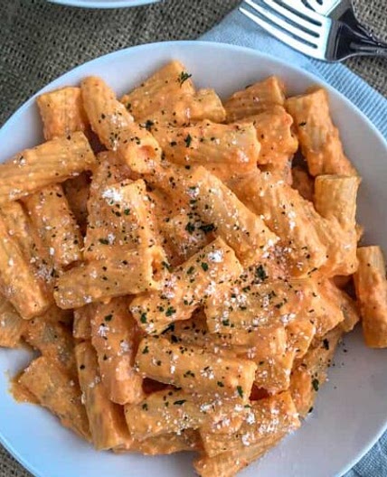 Roasted Red Pepper Rigatoni