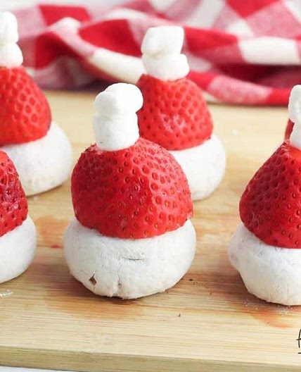 3 Ingredient Strawberry Santa Claus Hats (No Bake!)