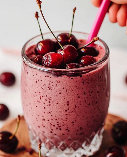 Chocolate Cherry Protein Shake – Easy Recipes for a Healthy Boost