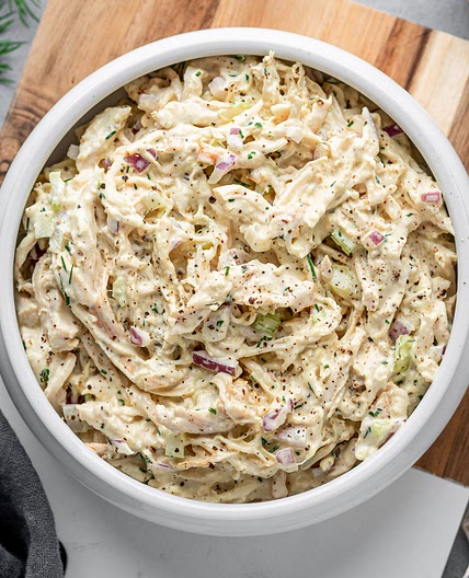 Creamy Keto Chicken Salad {1 Net Carb!}