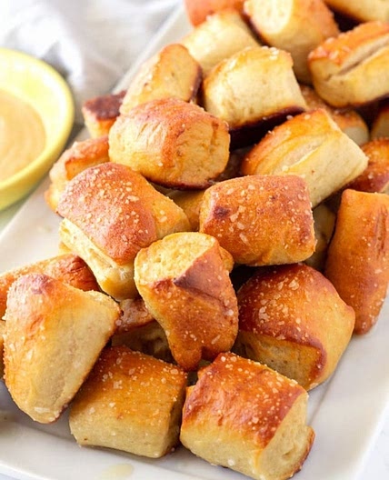 Homemade Pretzels - Auntie Anne's Pretzel Bites Copycat Recipe