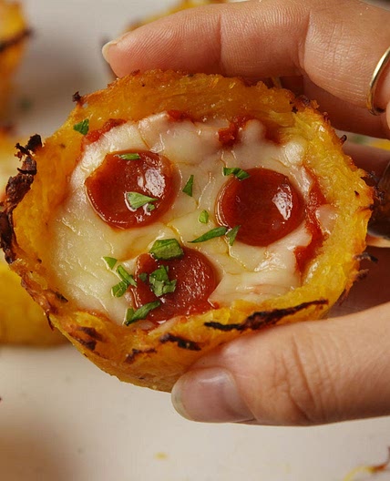 Spaghetti Squash Pizza Nests