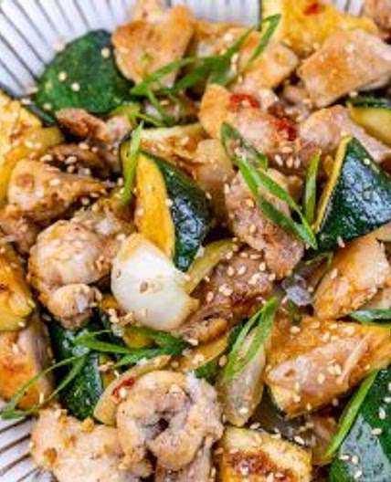 QUICK & EASY Zucchini + Chicken Stir Fry