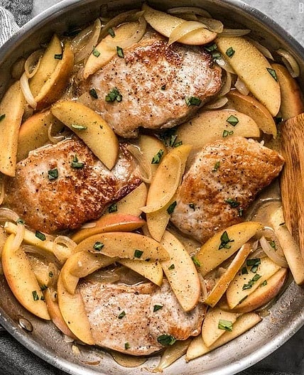 Apple Spice Pork Chops