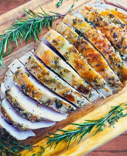 Classic Roasted Boneless Turkey Breast with Gravy