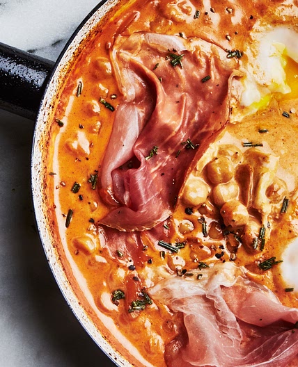 One-Skillet Creamy Chickpeas and Prosciutto
