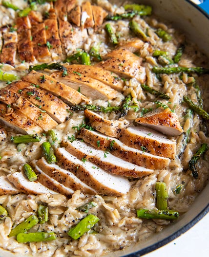 Creamy Orzo with Asparagus and Chicken