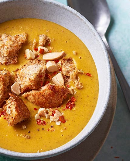 Carrot, lentil and almond soup with wholemeal croûtons