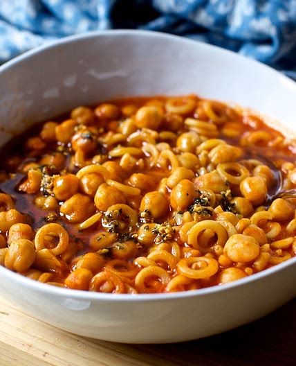 Quick Pasta and Chickpeas / Pasta e Ceci