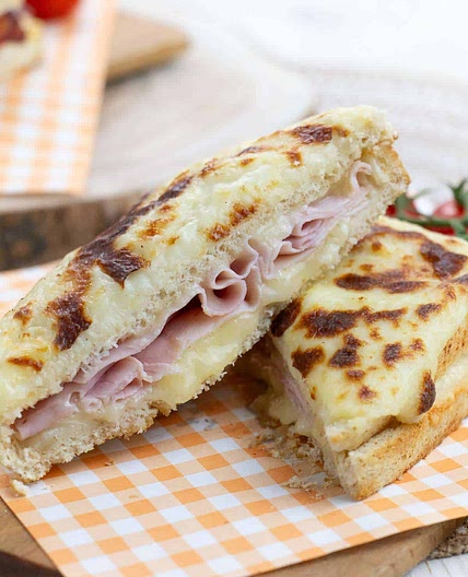 Croque-Monsieur Sandwich