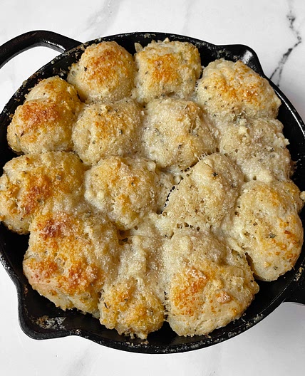 Garlic Knot Monkey Bread ~ Everyone’s New Favorite Appetizer