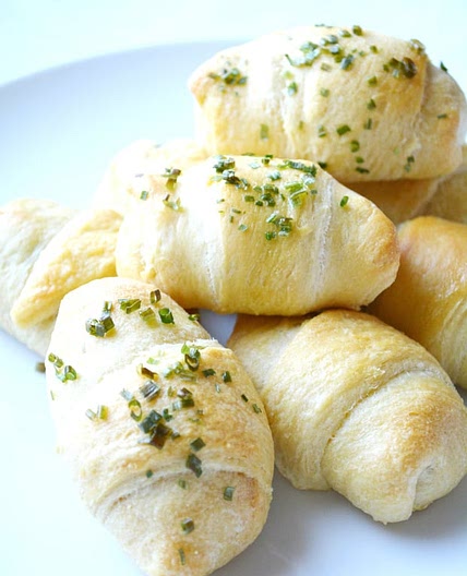 Stuffed Pepperoni Pizza Crescent Rolls
