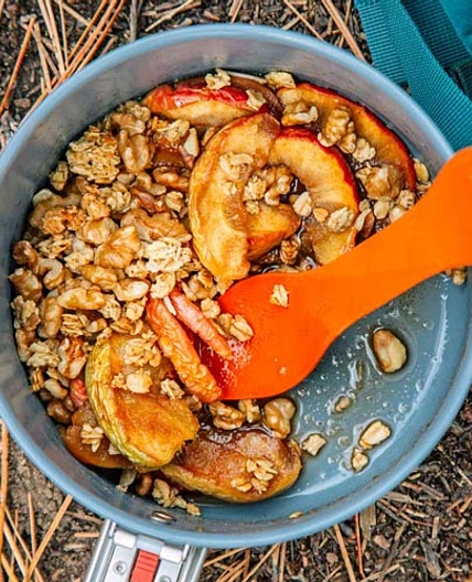 Backpacker's Apple Crisp