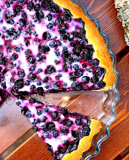 The Hirshon Finnish Blueberry Pie – Mustikkapiirakka
