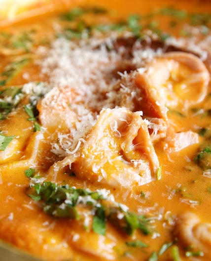 Sun-Dried Tomato Tortellini Soup