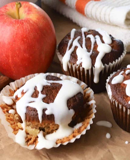 Low Carb Apple Cinnamon Muffins