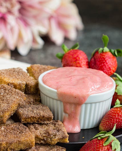 CINNAMON CHIPS with DAIQUIRI DIP