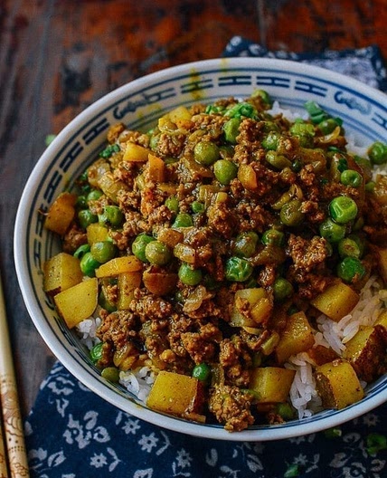 Easy Curry Beef Rice Bowls