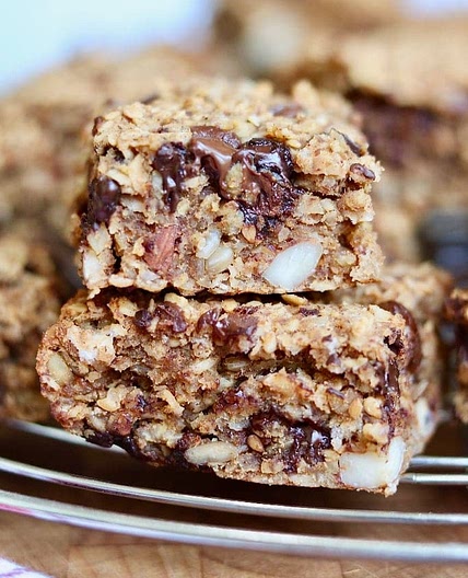 Healthy Breakfast Bars (Vegan, GF)