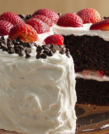 Receita de Bolo de chocolate com morango