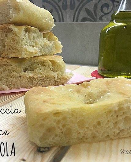 Focaccia soffice di semola-ricetta facile