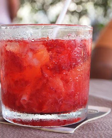 Caipirinha de morango com Vodka