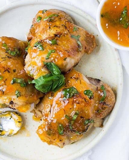 30-Minute Apricot Glazed Chicken Thighs
