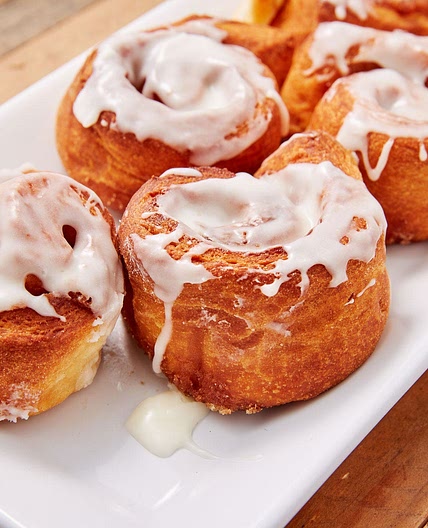 Air Fryer Cinnamon Rolls