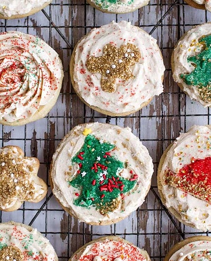 Easy Slice ‘n’ Bake Vanilla Bean Christmas Sugar Cookies w/Whipped Buttercream
