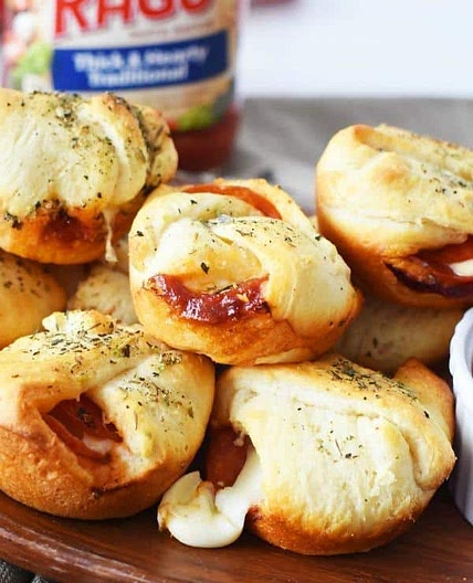Pepperoni Cheese Pizza Bombs